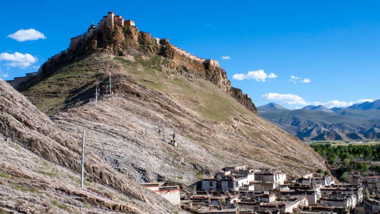 Cutremur de 7,1 grade, într-un oraș sfânt din Tibet: peste 50 de morți, zeci de răniți - VIDEO