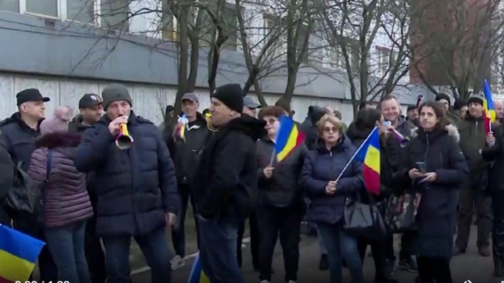 PROTESTELE se extind în ziua Micii Uniri: mii de oameni vor ieși în stradă, nemulțumiți de măsurile adoptate de Executiv