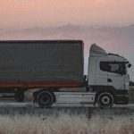 Amendă uriașă de 11. 800 de lei pe un șofer de tir. Ce reguli de circulație a încălcat bărbatul