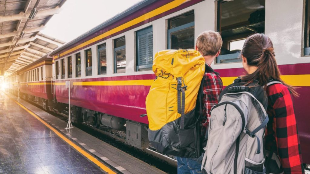 Studenții continuă să ceară eliminarea „Ordonanței Trenuleț”! Ei vor tarif redus cu 90% pentru toate rutele feroviare