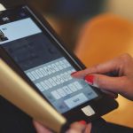 Fraudă prin folosirea identităţii unor companii de curierat! Avertismentul Directoratului Naţional de Securitate Cibernetică