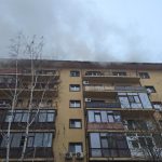 INCENDIU violent, cu degajări mari de fum, la mansarda unui bloc din Chiajna. ISU intervine în forță - 10 autospeciale, trimise la fața locului