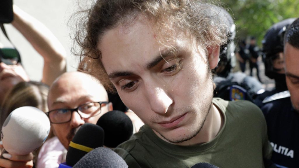 Percheziţii DIICOT la Penitenciarul Poarta Albă într-un dosar de trafic de droguri. Celula lui Vlad Pascu, întoarsă pe dos