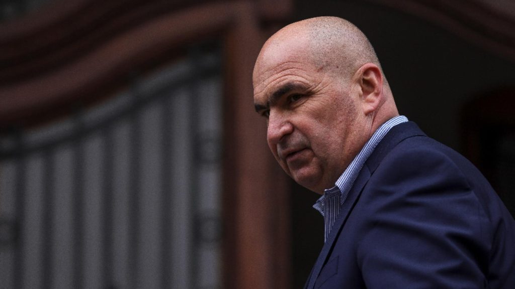 Interimarul Bolojan, somat să lămurească anularea alegerilor: "Este o problemă de stat!"