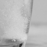 Ce se întâmplă în organism dacă bei apă cu bicarbonat de sodiu. Unul dintre multele beneficii este îmbunătățirea performantelor sportive