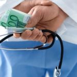 Managerul Spitalului din Cernavodă, Marius Sponoche, reţinut de DNA pentru luare de mită. Pentru ce ar fi cerut 30.000 de euro 