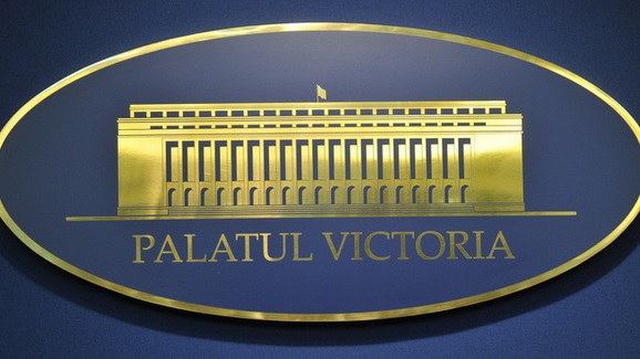 Ședința de urgență a Coaliției. Liderii PSD-PNL-UDMR discută cu Ilie Bolojan, în prezența lui Crin Antonescu