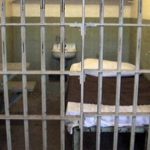 Un bărbat condamnat pentru omor deosebit de grav cere despăgubiri de o jumătate de milion de euro de la Penitenciarul Alba