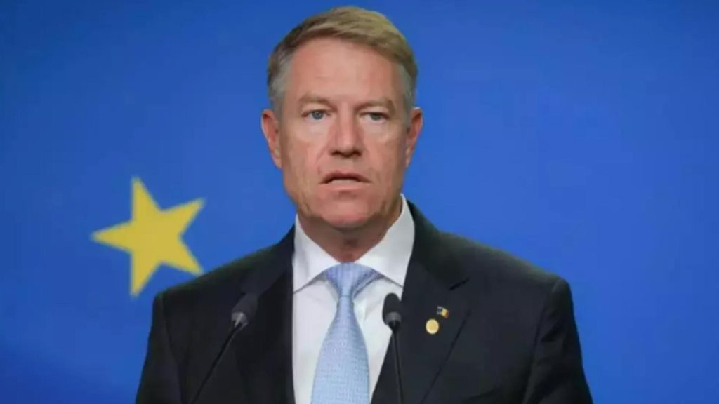 Suspendarea lui Iohannis va fi dezbătută din nou în Parlament. Un partid - surpriză a ajutat cu 26 de semnături