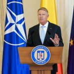 Președintele ilegitim Klaus Iohannis, întrebat despre demisie:  Stau până predau mandatul viitorului președinte - VIDEO