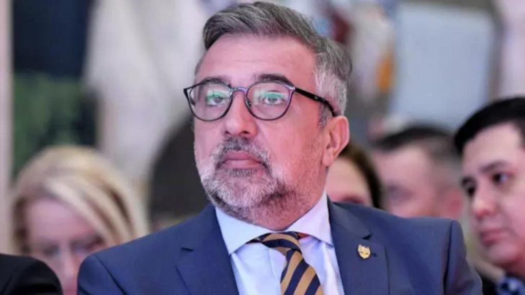 Lucian Romaşcanu, după ședința PSD de la Vila Lac: ”Nu există poziție contrară susţinerii candidaturii lui Crin Antonescu. Este pe locul 2, cu potenţial de creştere”