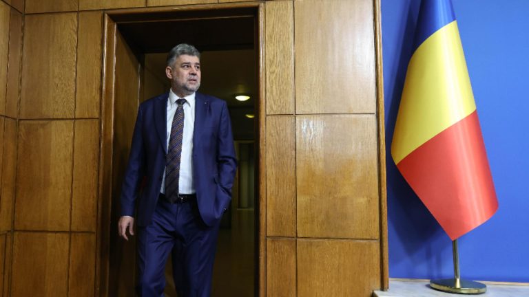 Ciolacu nu se teme de moțiunea de cenzură: „Nu cade Guvernul. Nu sunt voturi!”
