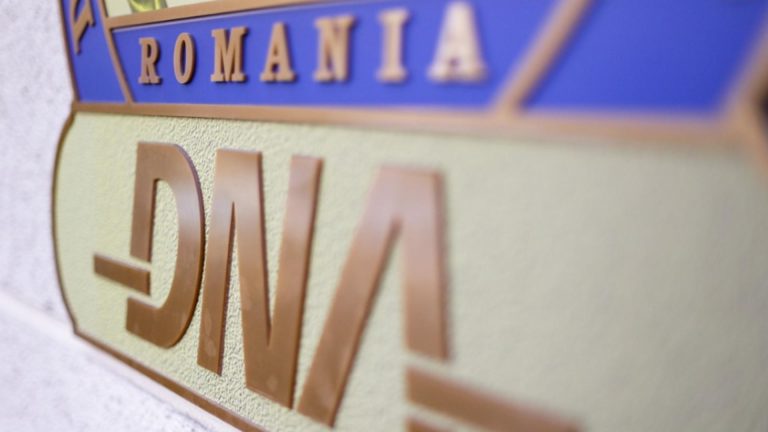 DNA și investigatorii din SUA, percheziții de amploare în Capitală, Constanța și la sediul unei firme: ”Infracţiuni de corupţie asupra unor funcţionari din cadrul unei organizaţii internaţionale”