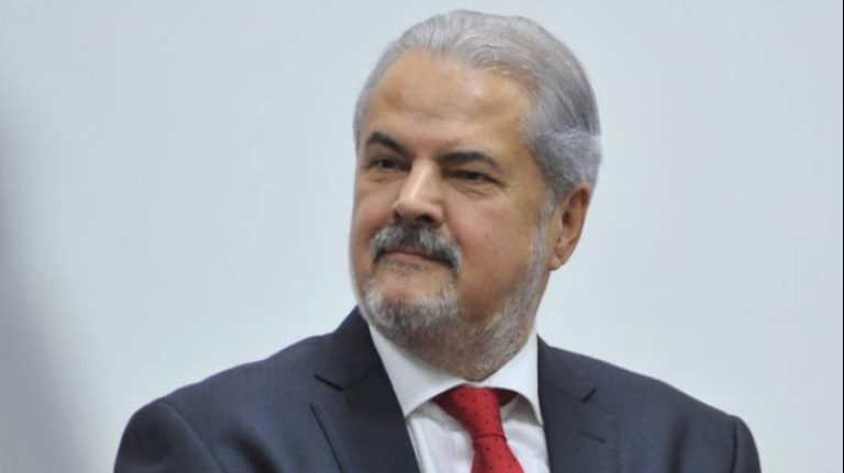 Fost premier al României, scenariu sumbru: Se pregătește intens o "primăvară europeană". Tensiuni uriașe pe plan extern