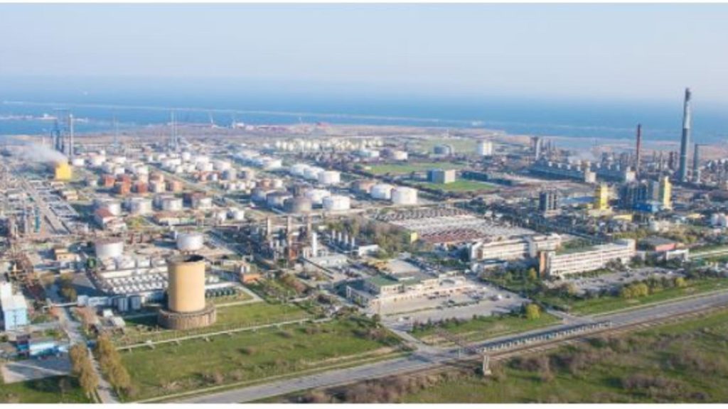 Campania Realitatea PLUS "România, furată la bucată". Miliardele pierdute de România, cine a orchestrat tot