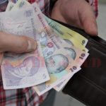 Învățătoarea hoață din Vâlcea a fost condamnată! Femeia avea "atracție" doar pentru portofele enoriașilor din biserici: val de furturi în câteva luni