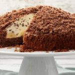 Prăjitura "Mușuroi de furnici". Un desert pe cât de atractiv, pe atât de savuros. Toți copiii sunt topiți după ea