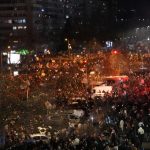 Serbia, zguduită de proteste în memoria victimelor prăbușirii acoperișului gării din Novi Sad