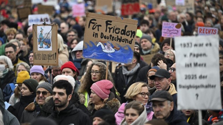 Proteste masive în Germania împotriva extremei drepte. „Suntem zidul de protecție”