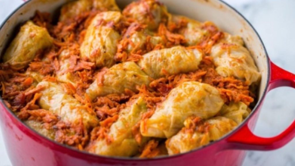 Care este cea mai potrivită carne pentru sarmale. Rețeta dezvăluită de un bucătar celebru. Secretul celei mai gustoase rețete