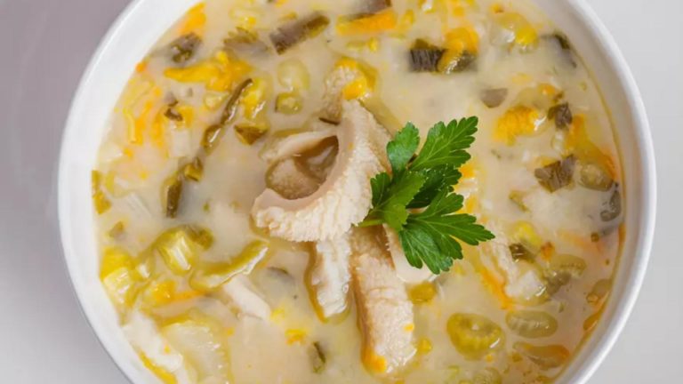 Acest preparat alungă mahmureala și strigoii. Cum arată delicatesa pierdută a bucătăriei românești, cu origini otomane și renume interbelic