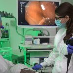Durerile abdominale puternice pot indica o boală care necesită tratament de urgență