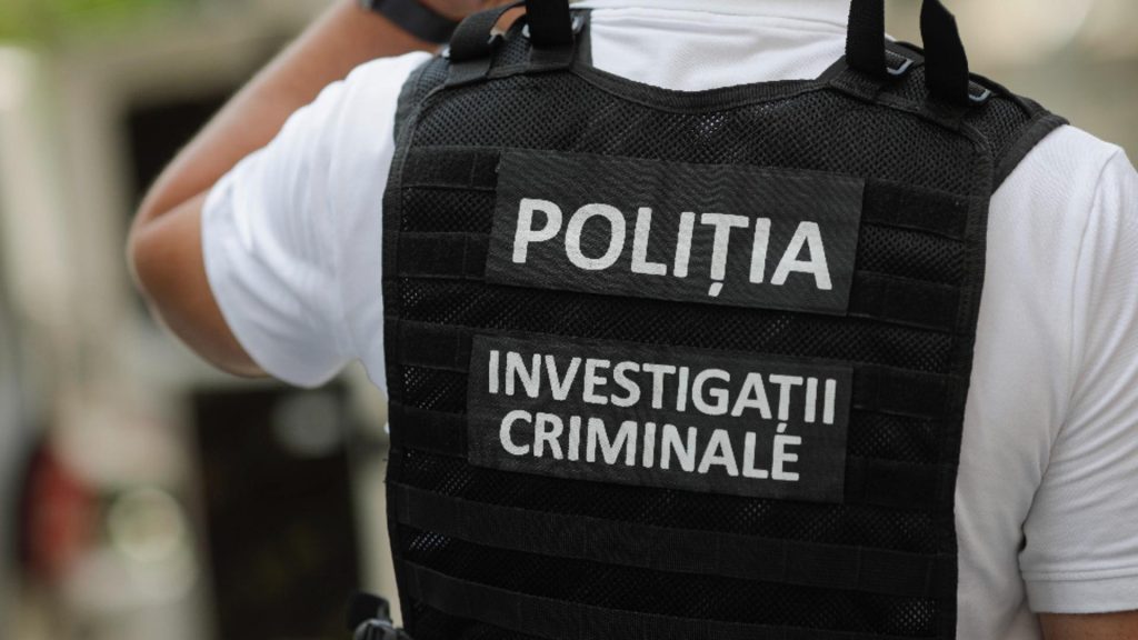 Un bărbat a amenințat pe Facebook că se sinucide. Poliția a intervenit la timp VIDEO