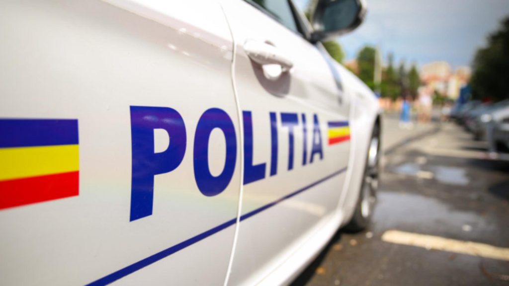 Incident grav în Sectorul 5 al Capitalei: o femeie a fost rănită de o bucată de material desprinsă dintr-un balcon