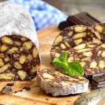 Salam de biscuiți. Rețeta de post a bunicii cu gust de copilărie. Este un adevărat deliciu