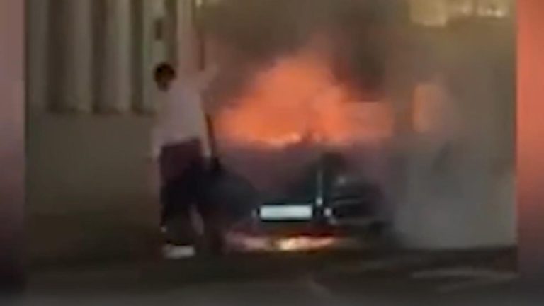 O mașină din flota lui Putin a EXPLODAT, la Moscova. Incidentul s-a petrecut în apropierea sediului FSB, principalul serviciu secret al Rusiei