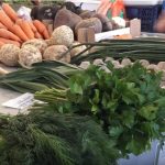 Alimentele, tot mai SCUMPE. Oamenii nu își mai permit să cumpere: prețurile cele mai mari, la legume