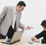Ce cuvinte folosesc psihopații de două ori mai des decât persoanele normale. Așa îți dai seama cine suferă de această tulburare de personalitate