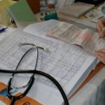 Mai puține zile de CONCEDIU MEDICAL în 2024, comparativ cu 2023. Ciolacu: Asta înseamnă o economie la buget de aproape 250 de milioane de lei