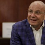 Cozmin Gușă: „Nicușor Dan pierde sprijinul lui Sir George Iacobescu, miliardarul britanic de origine română”