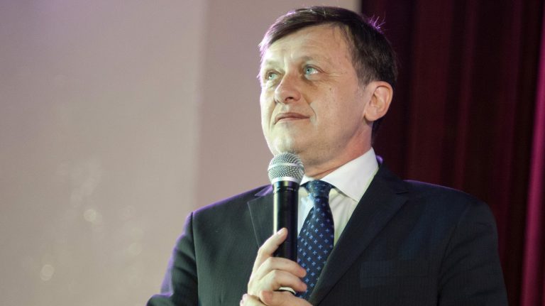 Crin Antonescu aruncă bomba: Băsescu a câștigat alegerile datorită lui Maior și Coldea. Cum îi caracterizează pe Victor Ponta și Nicușor Dan