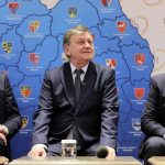Crin Antonescu a fost pus să aleagă! Pe cine ar arunca dintr-o barcă, dacă ar avea de ales între Ciolacu și Bolojan?