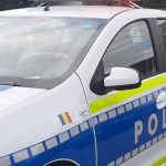 Un tânăr de 22 de și-a pierdut mințile la băutură! Acesta și-a bătut mama atât de tare încât femeia a ajuns în spital
