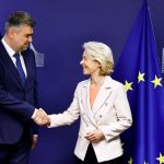 Marcel Ciolacu, prima reacție după ce SUA a suspendat ajutorul miliar pentru Ucraina