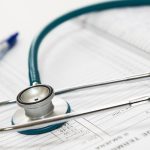 Ciolacu, ironizat după publicarea clasamentului privind concediile medicale din 2024:  "Nici vorbă de tuse și junghi. Cine crede că pacienții mint, este cinic"