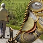 Informații pentru pensionari! Ce se întâmplă cu românii care au pensii mai mici de 2.754 de lei? Ce sume vor încasa în luna aprilie?