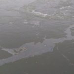 Poluare cu petrol pe Dunăre,  în zona Moldova Nouă. Autoritățile au dat alerta