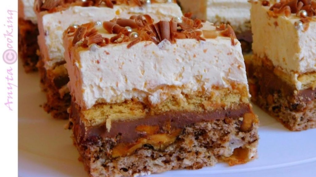 Prăjitură cu mere și scorțișoară, fără zahăr. Ușor de preparat, săracă în calorii, dar demențială la gust