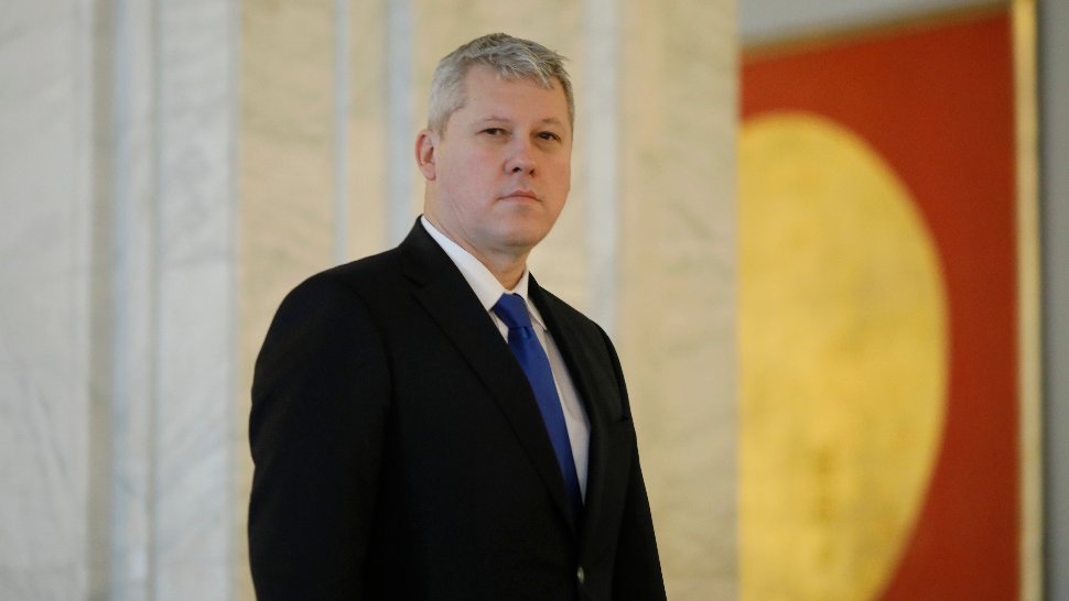 Deputații AUR au depus moțiunea simplă împotriva ministrului Cătălin Predoiu VIDEO