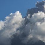 A erupt unul dintre cei mai mari vulcani din lume. Ce se poate întâmpla în următoarele zile?