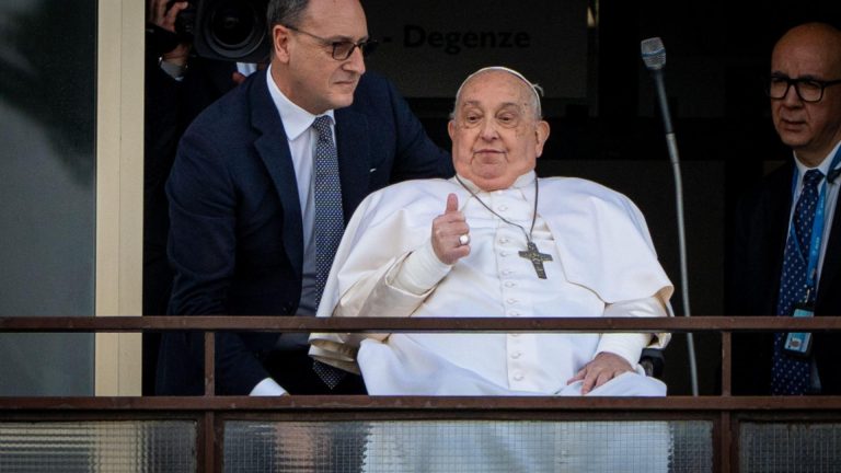 Medicul Papei Francisc, dezvăluiri cutremurătoare: cât de aproape de moarte a fost, de fapt, Suveranul Pontif