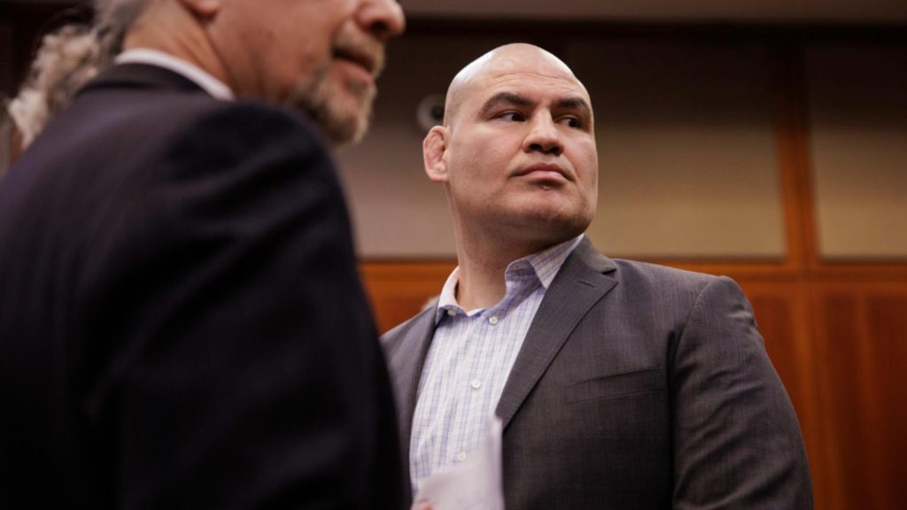 Un fost campion UFC a fost condamnat la 5 ani de închisoare pentru tentativă de omor