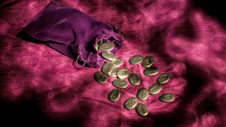 Etalarea runelor: miercuri, 26 martie 2025. Mesaje și sfaturi de la univers pentru toate zodiile