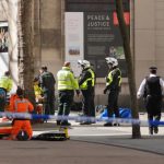 Scene de groază în centrul Londrei. O dubă a intrat într-un grup de pietoni, o femeie a MURIT - VIDEO