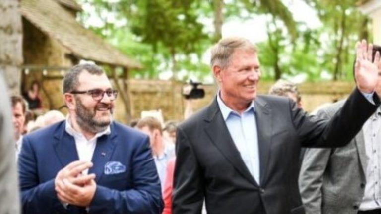 Ce profituri uriașe a făcut milionarul din spatele lui Klaus Iohannis, cât timp acesta a fost la Cotroceni