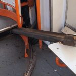 Bucureștiul abandonat al lui Nicușor Dan. O șină ruptă a performat podeaua unui tramvai